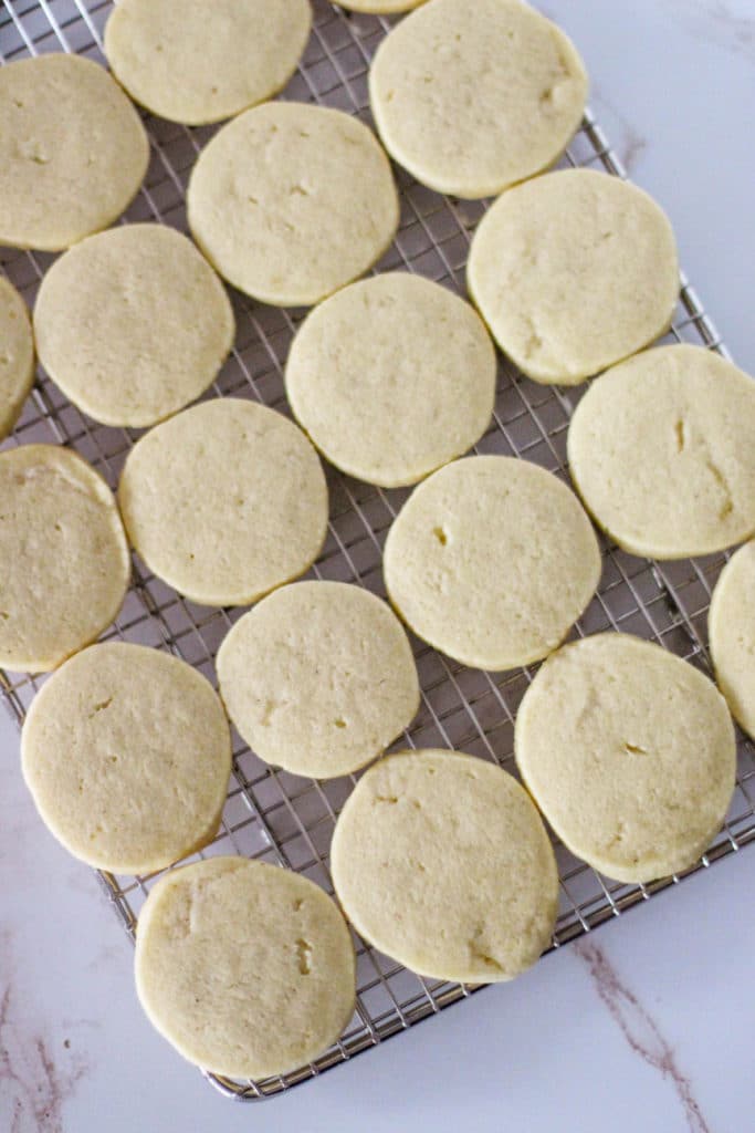 Easy Marshmallow Cookies