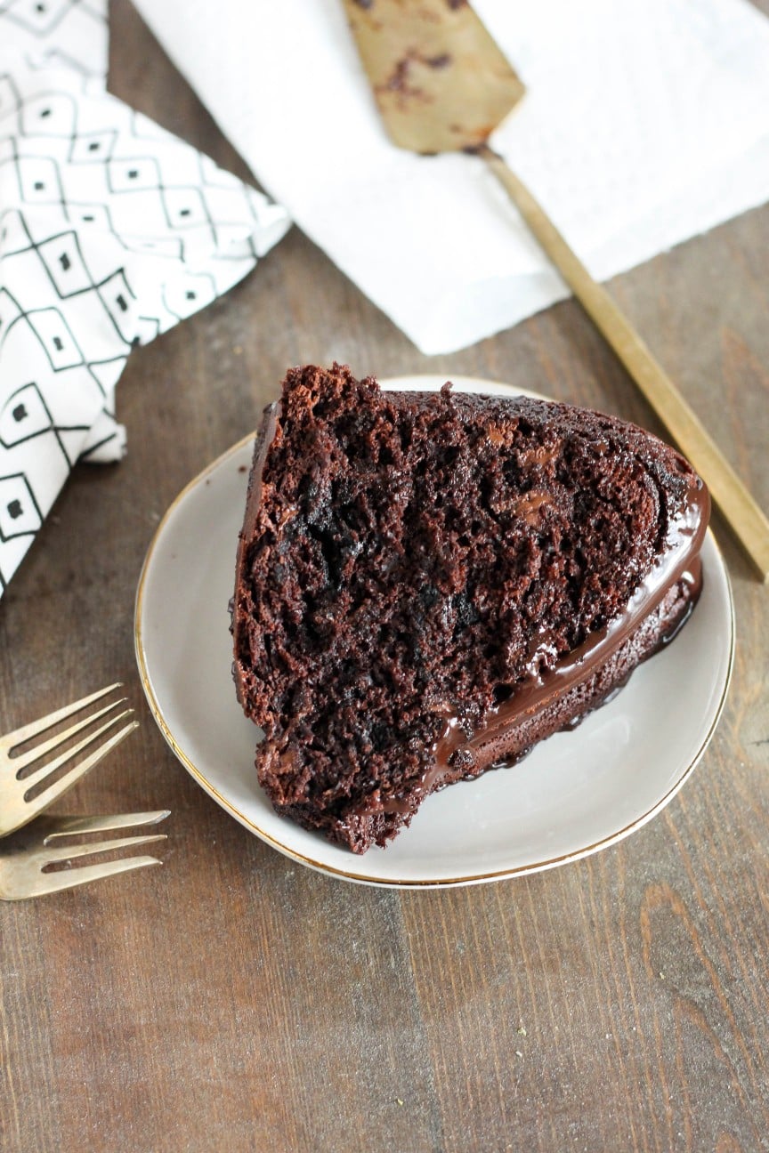 Valentine's Day Chocolate Cake | Dough-Eyed