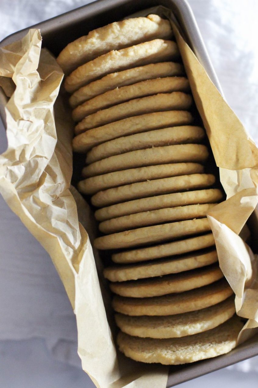 Crispy Cinnamon Tea Cookies | Dough-Eyed